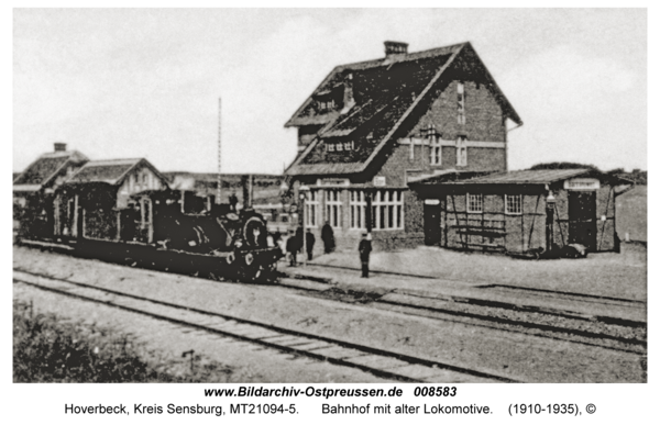 Hoverbeck, Bahnhof mit alter Lokomotive