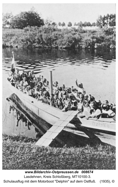 Haselberg, Schulausflug mit dem Motorboot "Delphin" auf dem Ostfluß