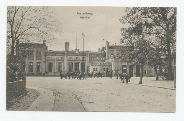 Insterburg, Bahnhof mit Vorplatz