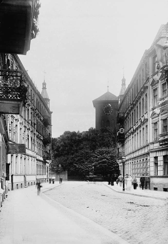 Königsberg, Blick von der Hohenzollernstraße zur Tragheimer Kirche