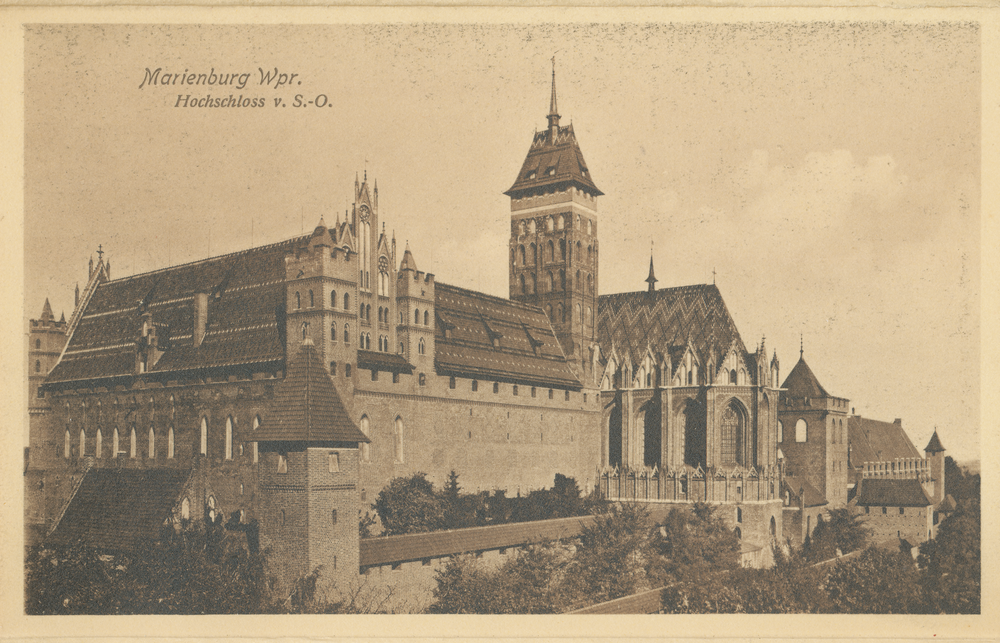 Marienburg, Hochschloss und Schlosskirche von  Südosten