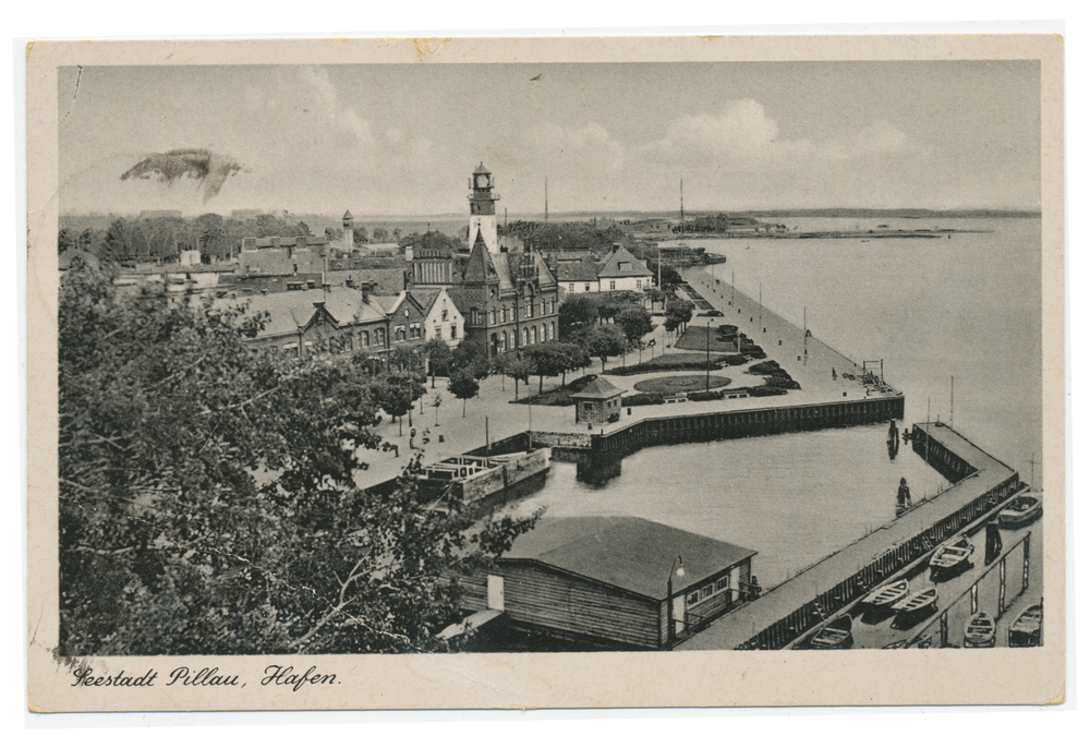 Pillau, Seestadt, Hafen mit Leuchtturm