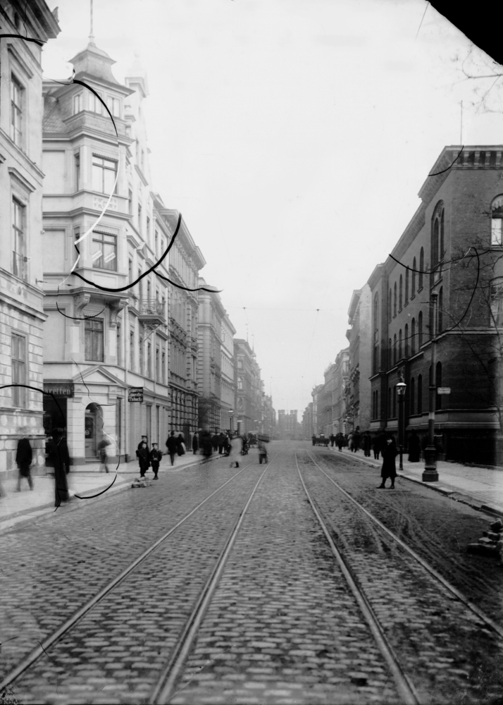 Königsberg,  Königstraße mit den Häusern Nr. 58-64 und 39-45