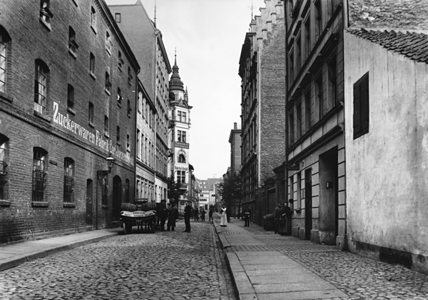 Königsberg, Blick in die Vorstädtische Feuergasse