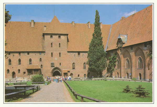 Marienburg, Westpr. (Malbork), Hof in der Marienburg - Mittelschloss, Nordflügel