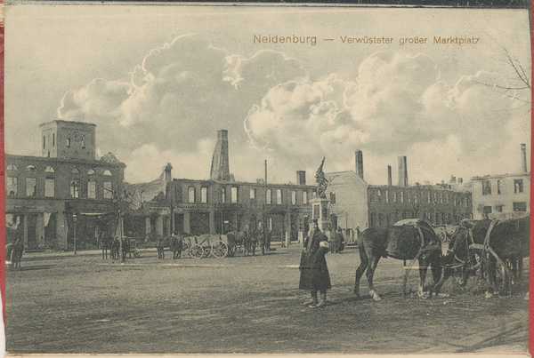 Neidenburg, Großer Markt, verwüstet