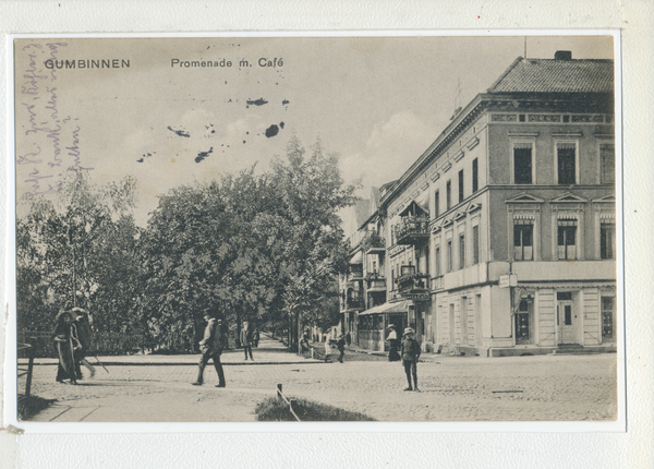 Gumbinnen, Promenade mit Cafe'