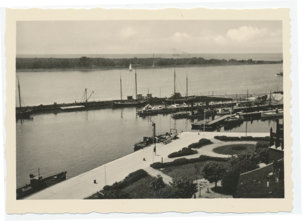 Pillau, Seestadt, Blick vom Leuchtturm auf die Hafenmole