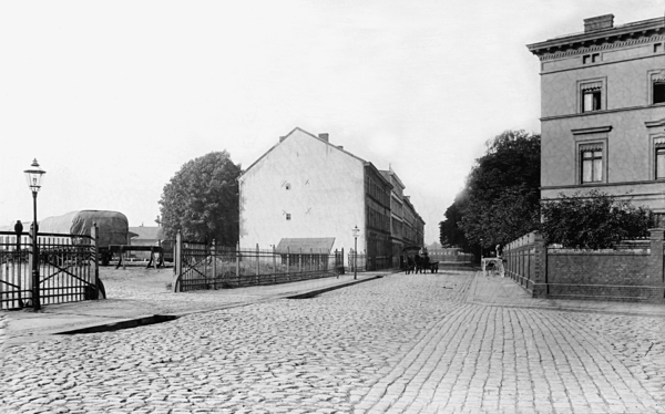 Königsberg, Philosophendamm von der Ecke Schleusenstraße aus gesehen