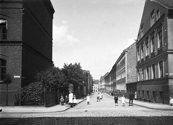 Königsberg, Blick in die Haberberger Schulstraße