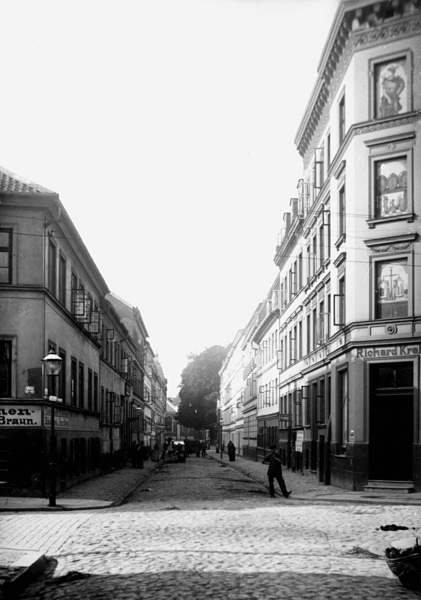 Königsberg, Sternwartstraße mit den Häusern Nr.11-1 und 64-71