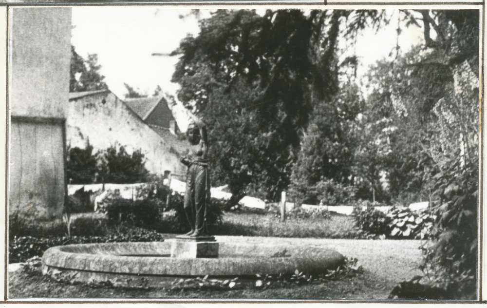 Walterkehmen, Gutspark, Springbrunnen