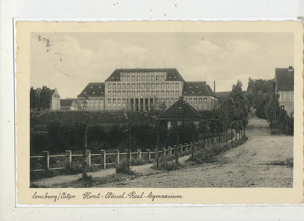 Sensburg, Horst-Wessel-Real-Gymnasium