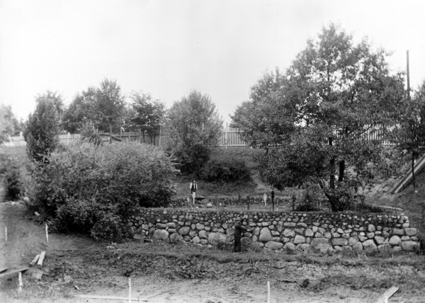 Königsberg, Freilichtmuseum der Provinz Ostpreußen, Arbeiten beim Litauischen Friedhof