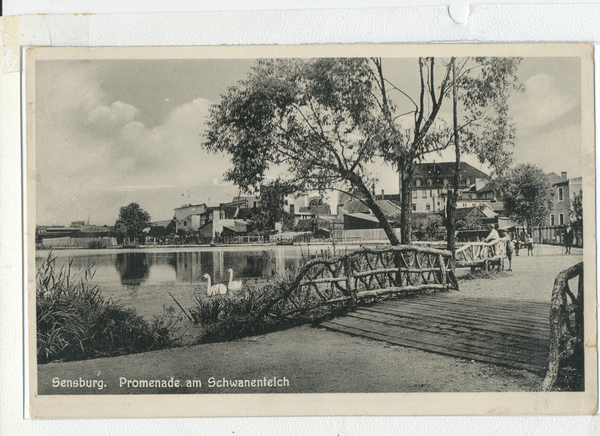 Sensburg, Promenade am Schwanenteich