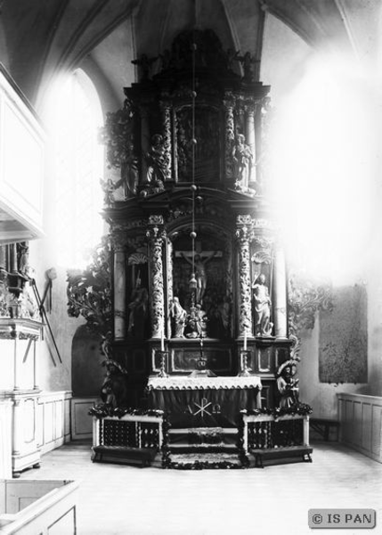 Mohrungen, Stadt, Ev. Kirche, Innenraum des Chores mit dem Altar