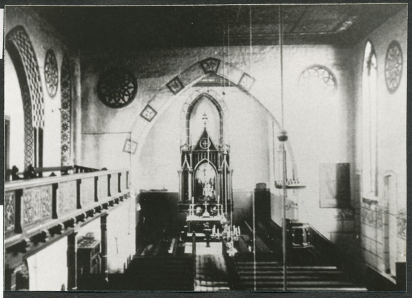 Saalfeld, Kirche, Innen, Blick zum Altar
