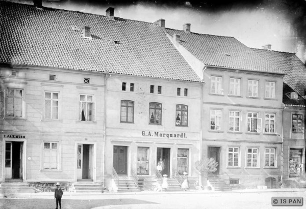 Mohrungen, Stadt, Bürgerhäuser am Marktplatz