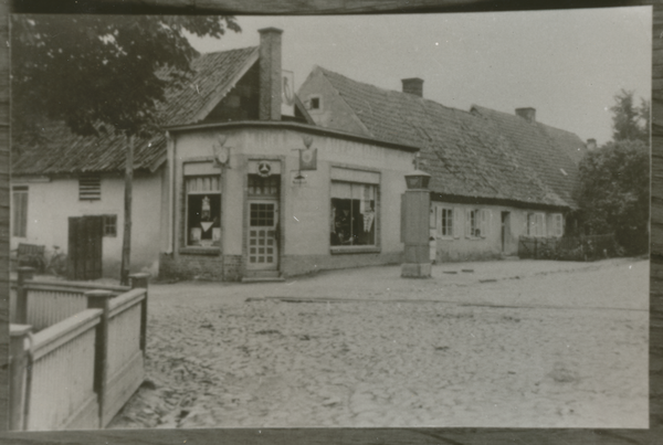 Saalfeld, Bahnhofstraße, Haus Max Lück, Automobile