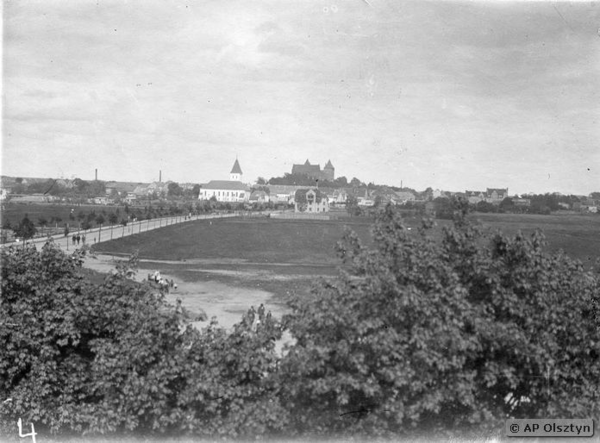 Neidenburg, Stadt, Ortsansicht mit ev. Kirche und Schloss