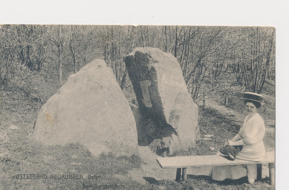 Neukuhren, Borstenstein im Lachsbachtal