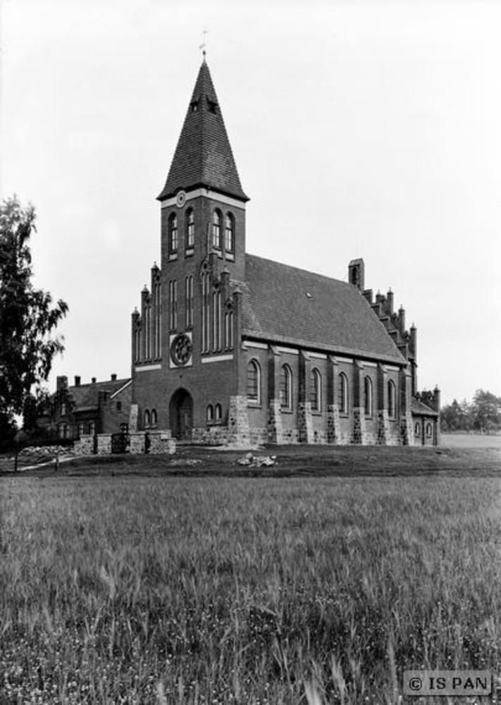 Nußtal, Kath. Kirche mit dem Pfarrhaus,  Ansicht von Südwesten