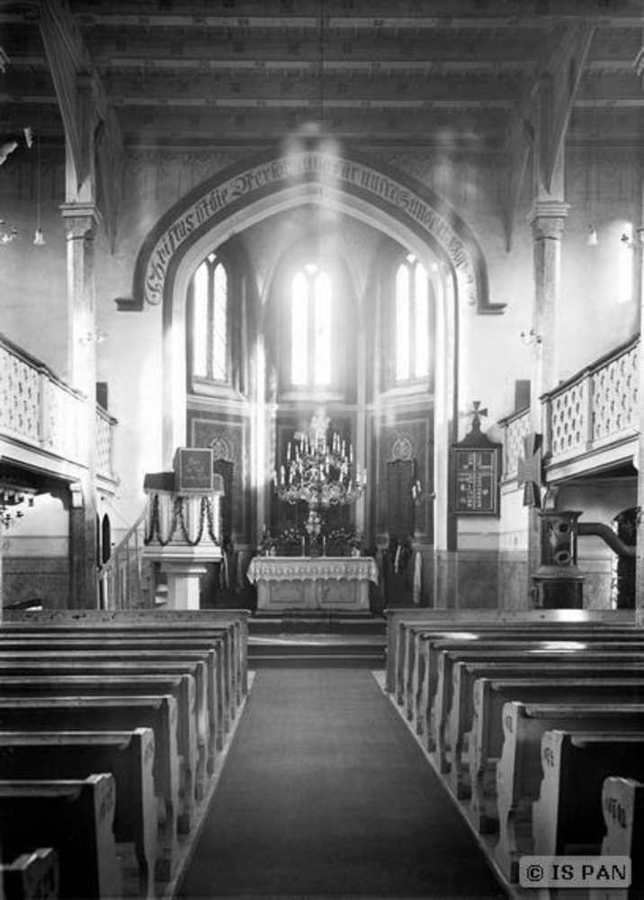 Orlowen Kr. Johannisburg, Ev. Kirche, Blick zum Altar