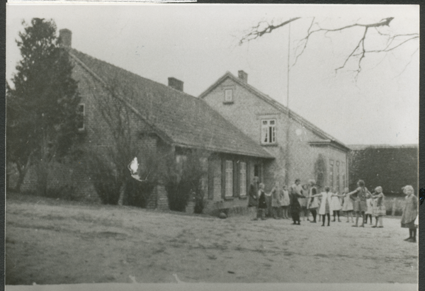 Silberbach, Schule und Lehrerwohnung