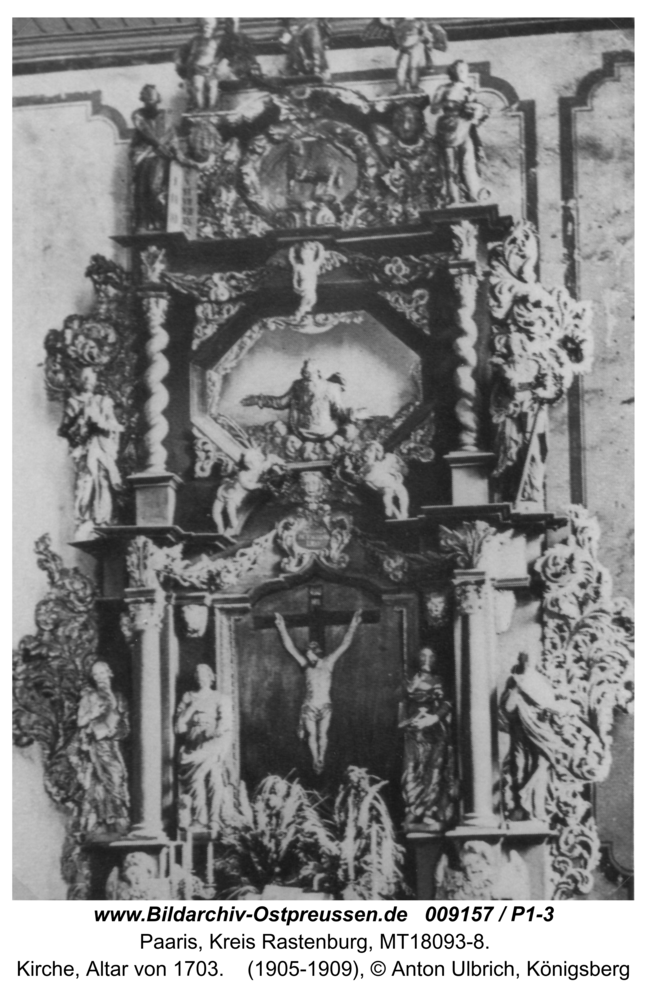 Paaris, Kirche, Altar von 1703