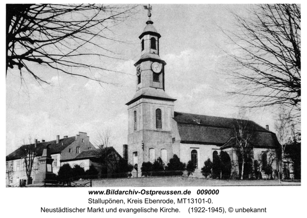 Stallupönen, Neustädtischer Markt und evangelische Kirche