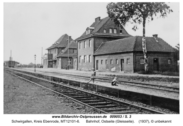 Eichhagen, Bahnhof, Ostseite (Gleisseite)