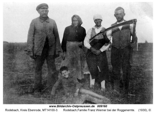 Rodebach, Familie Franz Wiemer bei der Roggenernte