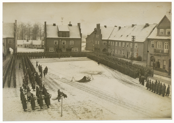 Eydtkau, Marktplatz, Vereidigung einer RAD-Abt. im Februar 1944