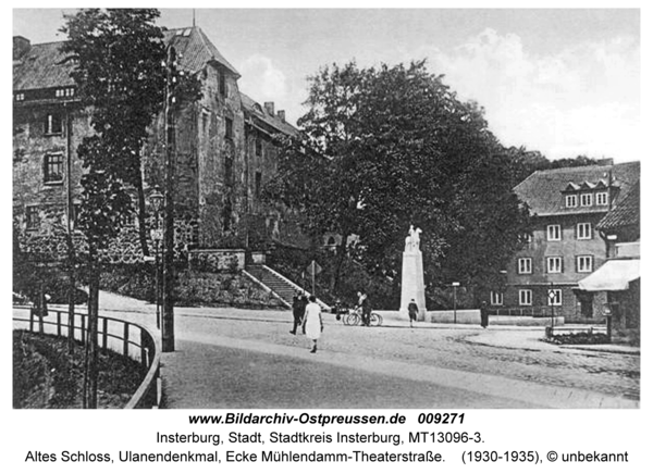 Insterburg, Altes Schloss, Ulanendenkmal, Ecke Mühlendamm-Theaterstraße