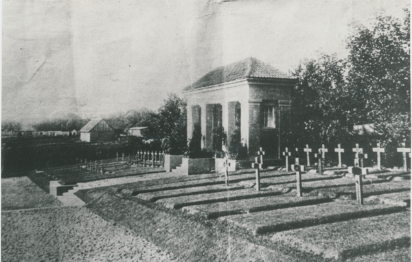 Göritten, Heldenfriedhof