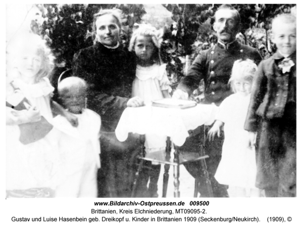 Gustav und Luise Hasenbein geb. Dreikopf u. Kinder in Brittanien 1909 (Seckenburg/Neukirch)