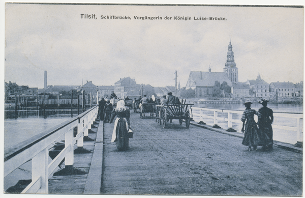 Tilsit, Alte Schiffbrücke, Blick zum Getreidemarkt (sp. Fletcherplatz) und zur Deutschen Kirche