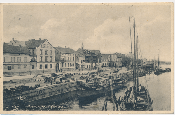 Tilsit, Blick von der Luisenbrücke auf die Memelstr. und den Memelkai
