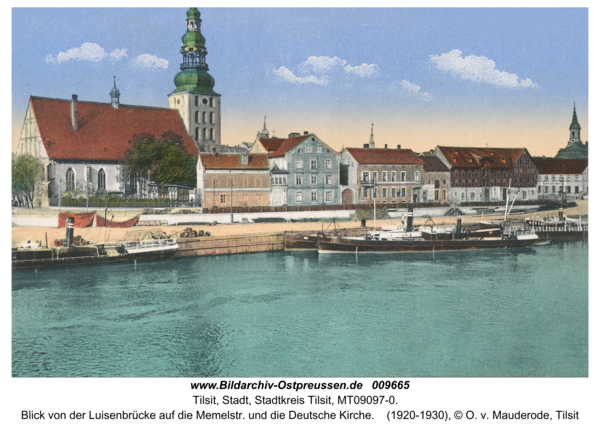 Tilsit, Blick von der Luisenbrücke auf die Memelstr. und die Deutsche Kirche