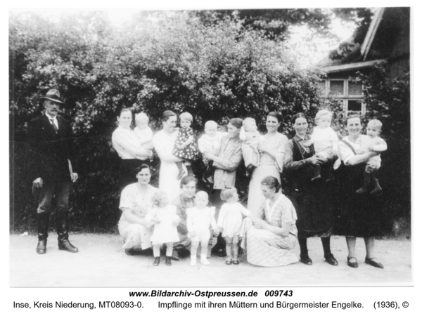 Inse, Impflinge mit ihren Müttern und Bürgermeister Engelke