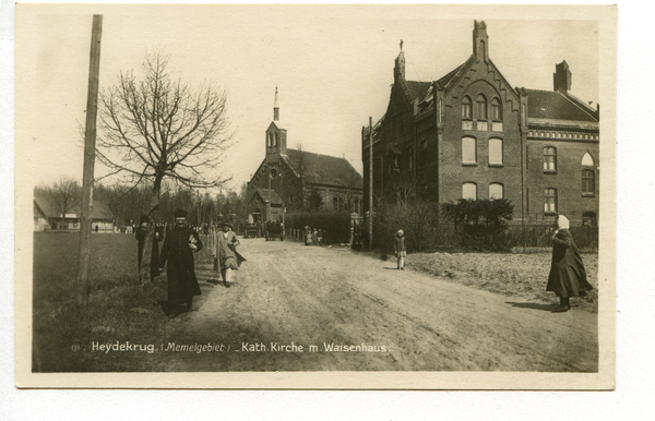 Heydekrug, Katholische Kirche mit Waisenhaus