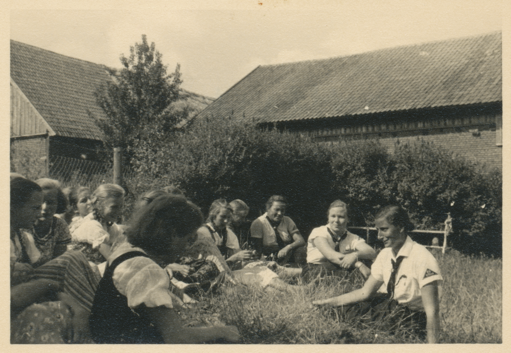 Sortlack Kr. Preußisch Eylau, Jugendherberge, Mädchen-Jugendgruppe,