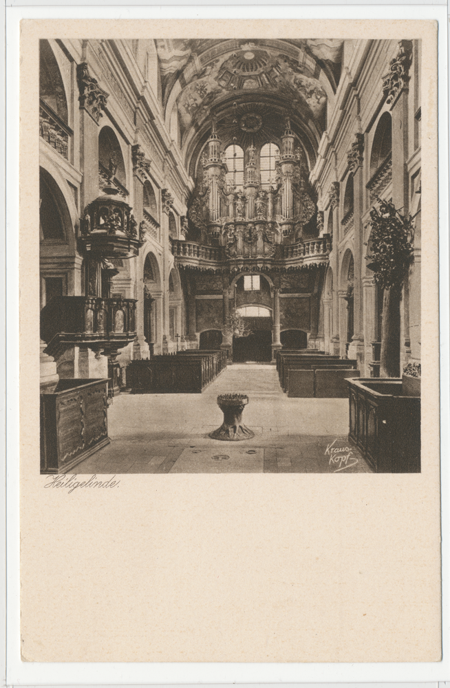 Heiligelinde, Wallfahrtskirche, Blick zur Orgel