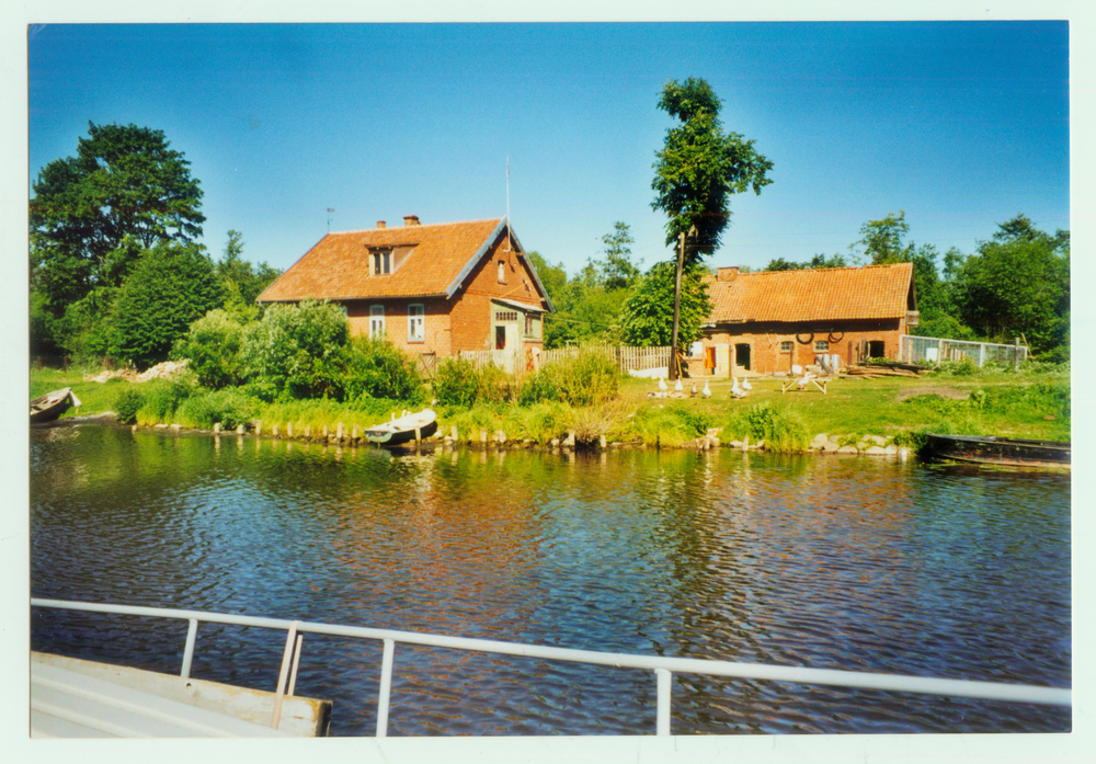 Seckenburger Kanal, einsames Anwesen