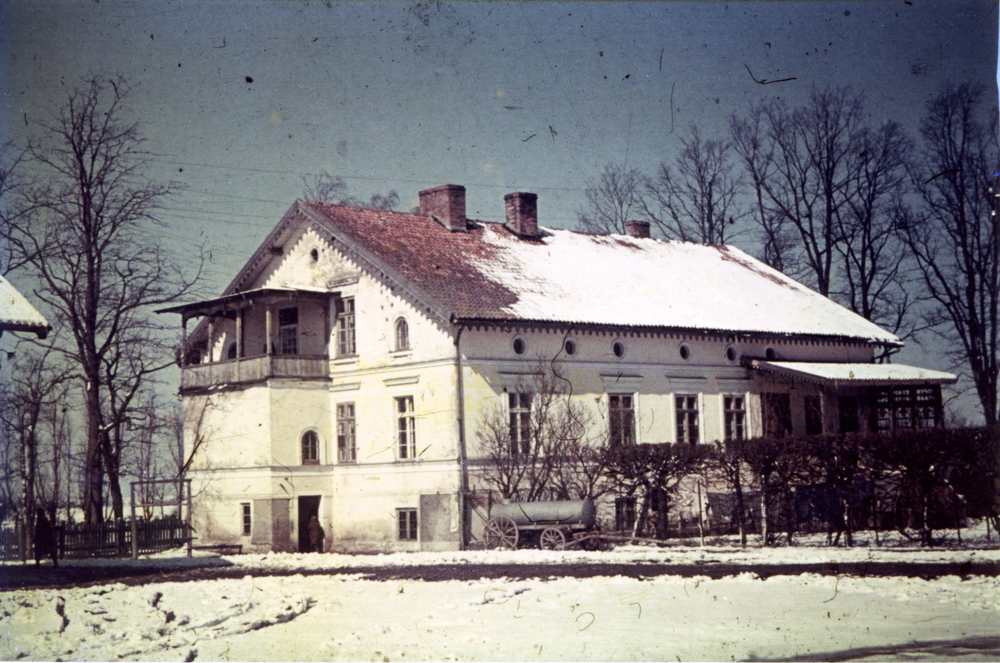 Kämmershöfen, Gutshaus, vom Hof aus gesehen (Winteraufnahme)