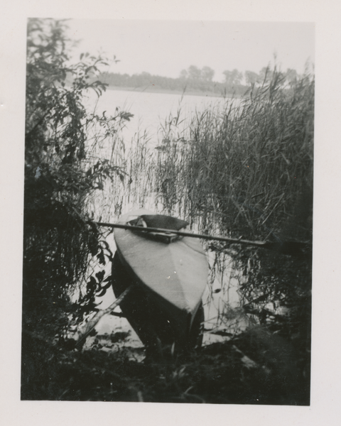 Truntlack, Rossensee, Faltboot am Inselufer