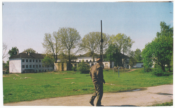 Stablack Kr. Preußisch Eylau, (Долгоруково), Schule mit Anbauten