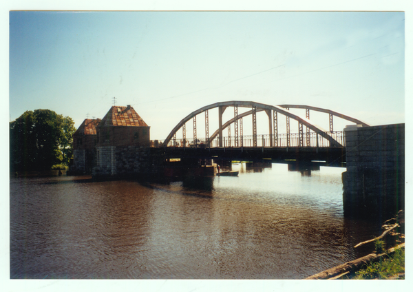 Labiau, Blick vom Deimeufer zur Adlerbrücke