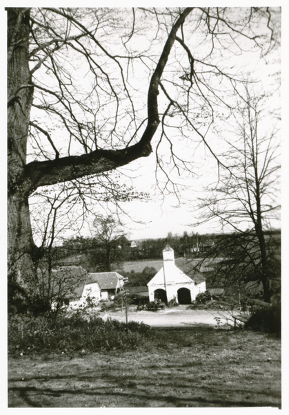 Tharau, Schmiede, Blick vom Gutsgarten