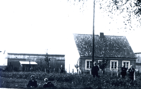 Rippen, Landwirt Löper mit Familie